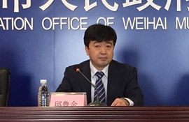 市发展改革委副主任 邱鲁金