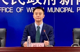 市环保局副局长  刘昌军