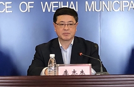 市人社局党组成员、人力资源公共服务中心主任 李志杰