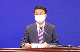 市工业和信息化局副局长 杨启玉