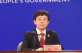 市法院民四庭庭长 邓锐