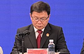 市法院党组成员、副院长 宋光