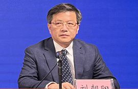 威海（荣成）海洋高新技术产业园管理委员会副主任 刘朝阳