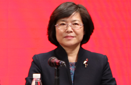 市委宣传部分管日常工作的副部长、一级调研员，市文明办主任  张瑞英