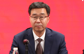市委副秘书长、政研室主任 王洪洲