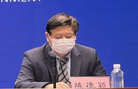 市疾病预防控制中心副主任 陈德颖