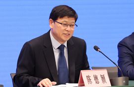 威海市疾控中心副主任  陈德颖