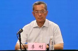市疾控中心副主任 李刚