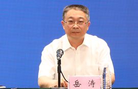 荣成市卫生健康局党组副书记、副局长 岳涛