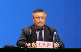 市社会救助服务中心主任、市慈善总会名誉副会长 王明源