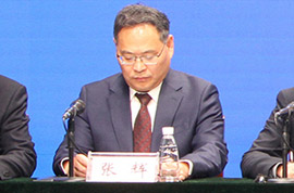 市农业农村局党组成员、乡村振兴局常务副局长、新闻发言人 张辉