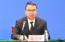 环翠区卫生健康局党组副书记，区疾控中心党支部书记 岳善峰