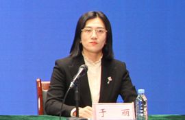 市总工会基层工作部部长 于丽