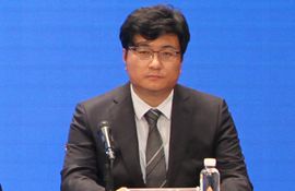 市中医院治未病科主任、副主任医师 朱伟宁 