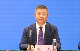 市大数据局党组书记、局长 荆文