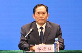 市体育局一级调研员 邹德强 
