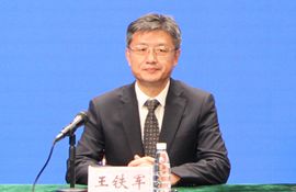 市行政审批服务局党组成员、副局长、二级调研员 王铁军