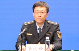 市市场监管局党组成员、副局长、新闻发言人 辛运锋