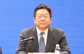 市商务局党组成员、威海全球合伙人事业中心主任 侯卫强