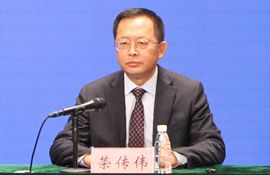 市退役军人事务局党组书记、局长 荣传伟