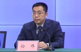 乳山寨镇党委副书记、镇长 孙伟