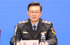 市市场监管局党组书记、局长 梁明