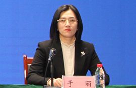 市总工会基层工作部部长、一级主任科员 于丽