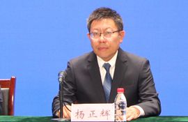 市卫生健康委党组副书记、副主任，市疾病预防控制局局长 杨正辉