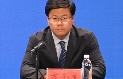 市委社会工作部副部长、市委“两新”工委副书记 万金生